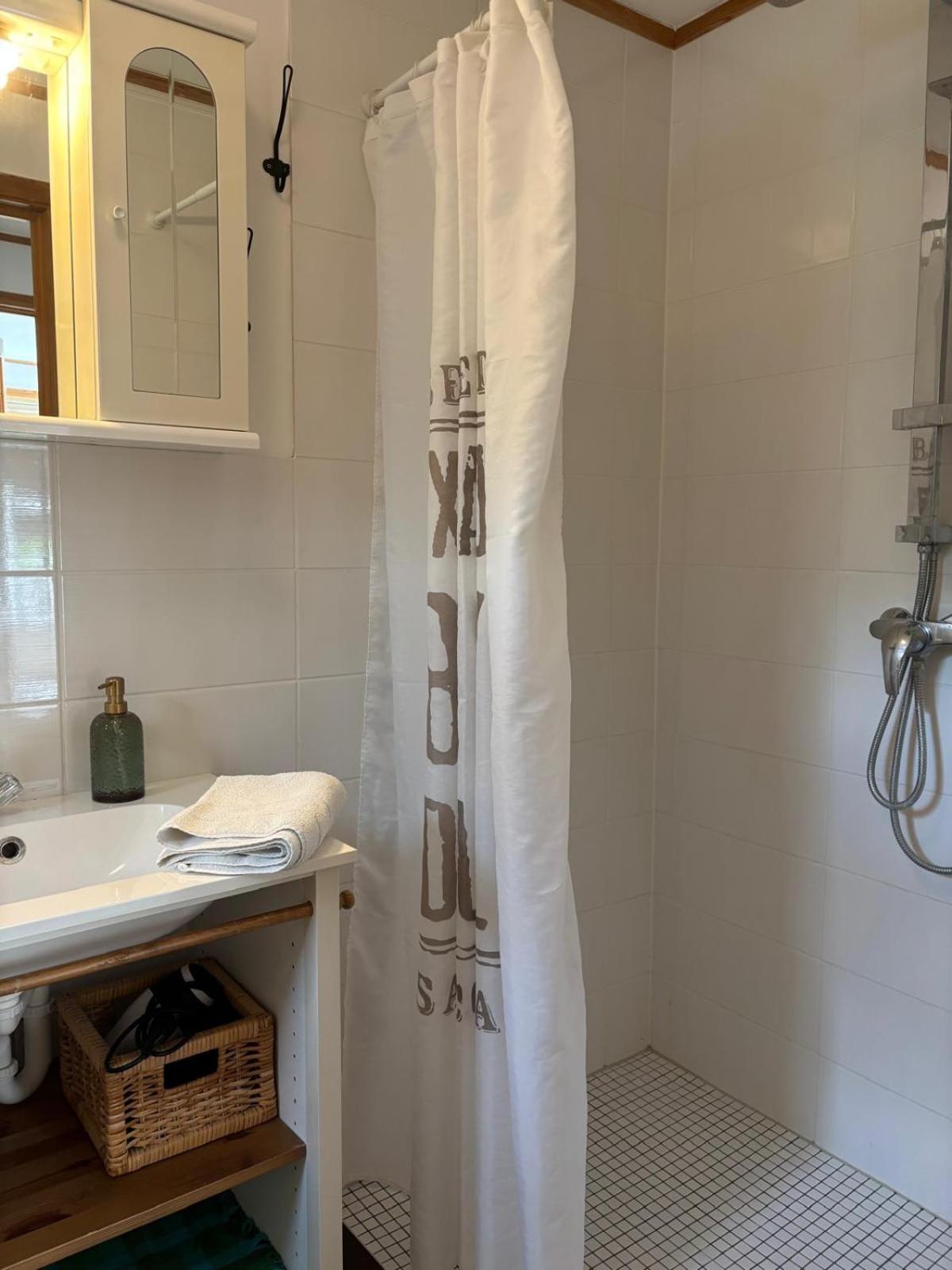 Toms Stuga Ferienwohnung Schoneiche Bagian luar foto