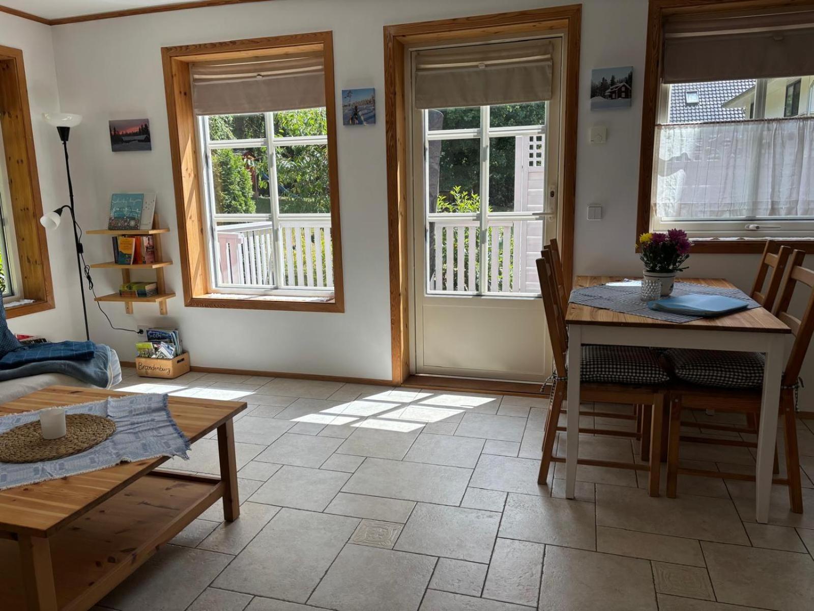 Toms Stuga Ferienwohnung Schoneiche Bagian luar foto