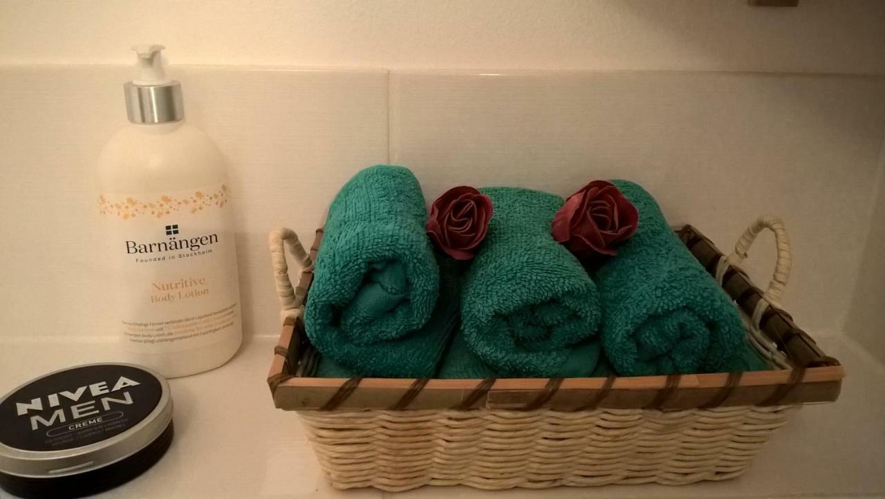 Toms Stuga Ferienwohnung Schoneiche Bagian luar foto